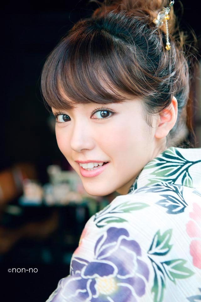 電影《絲襪女仆》