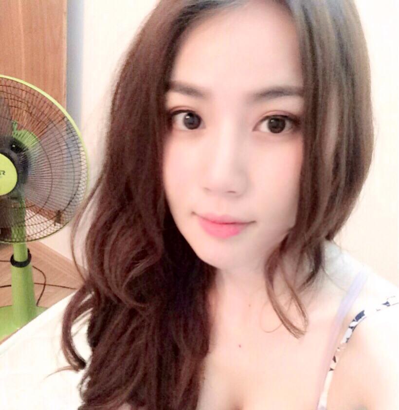 (漂亮的女鄰居)6